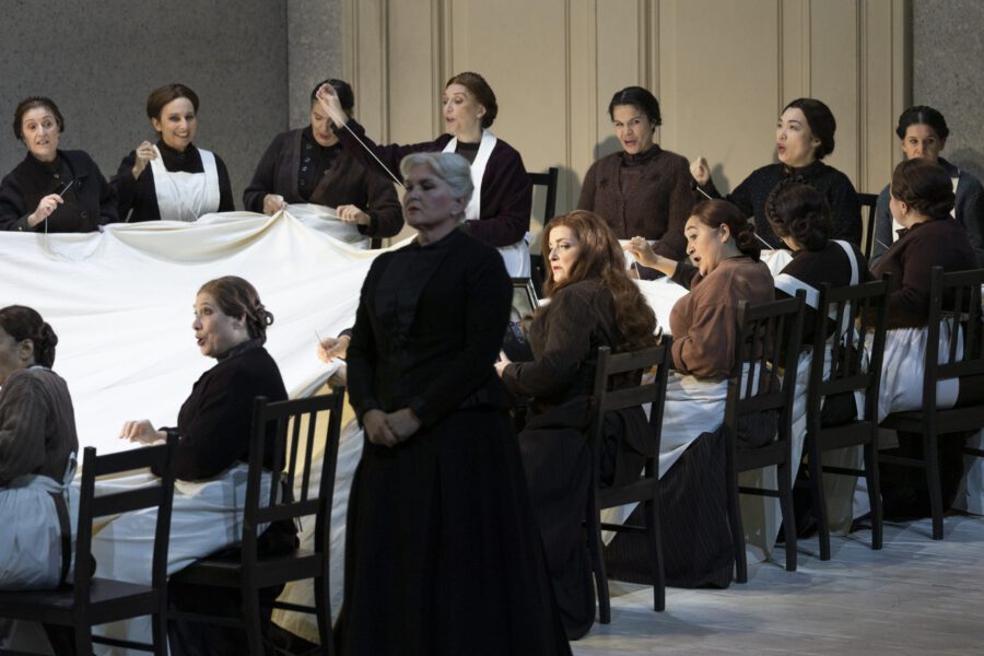 Der Fliegende Holländer, Senta, Opéra Bastille